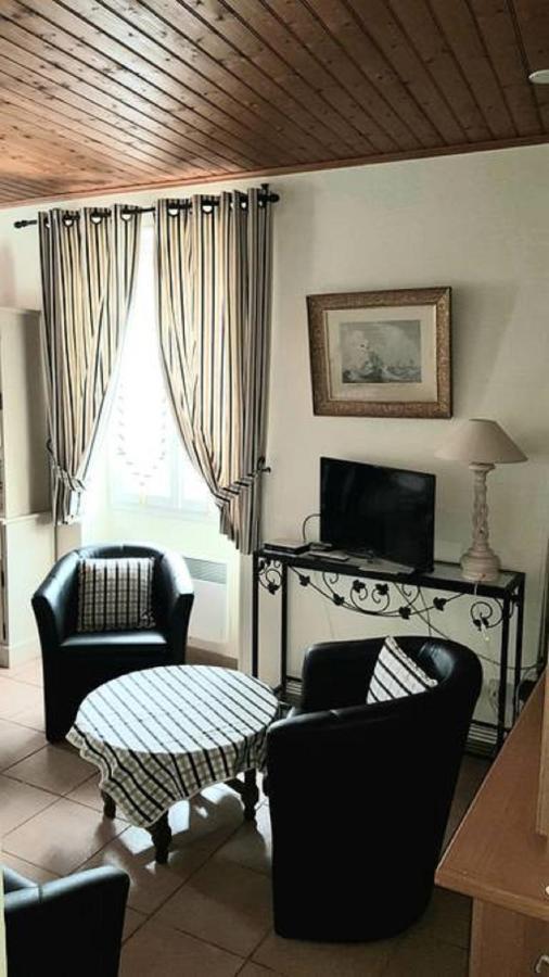 La Maison des Lys Jonzac Extérieur photo